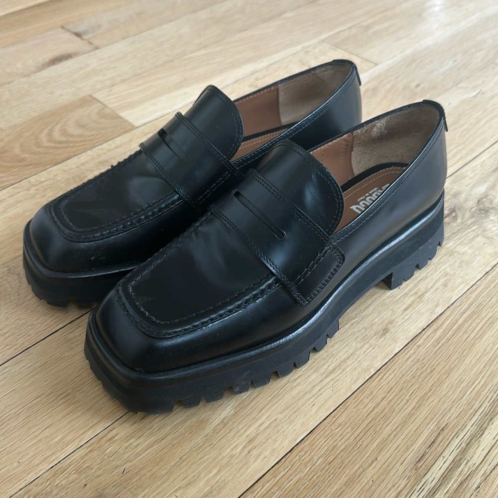 Labucq Mika Black Patent Leather Classic Dark Academia Lug Sole Loafers 38